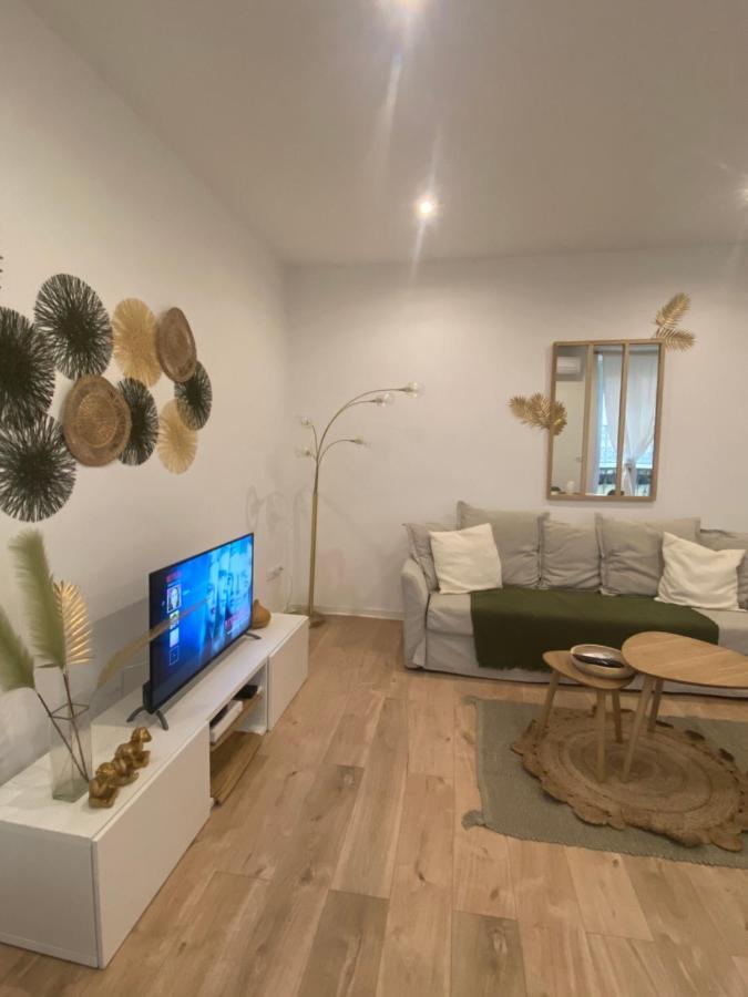 Le Casimir - Superbe T3 En Plein Centre Ville Renove Avec Gout - Wifi Béziers Exteriör bild
