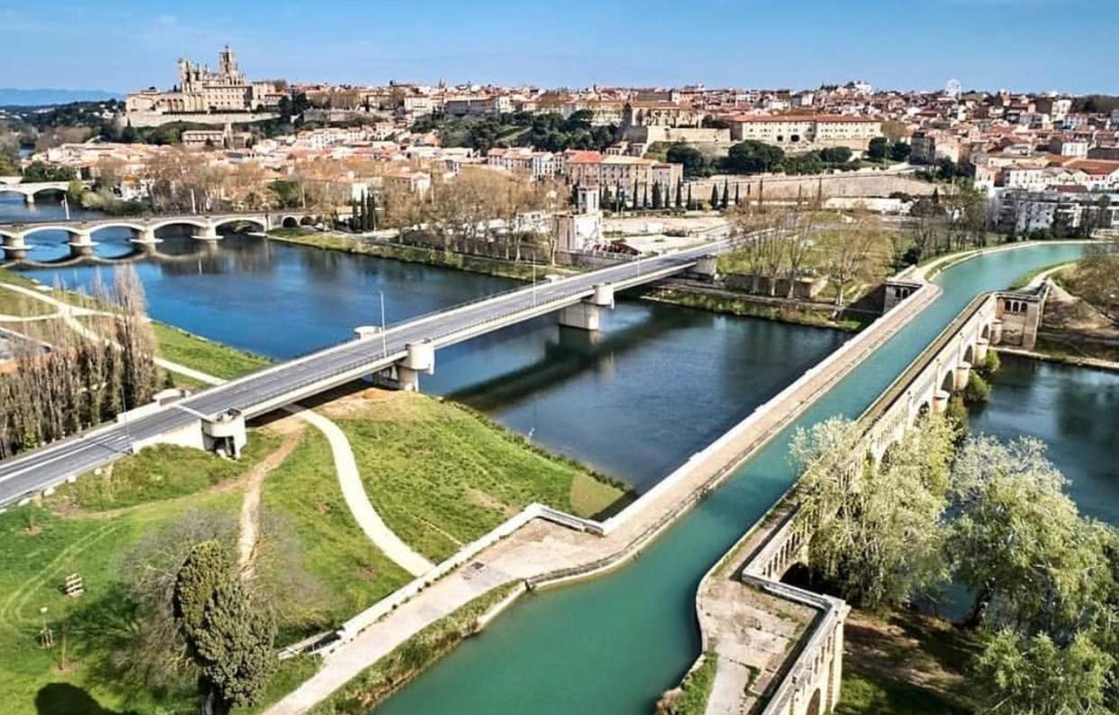 Le Casimir - Superbe T3 En Plein Centre Ville Renove Avec Gout - Wifi Béziers Exteriör bild